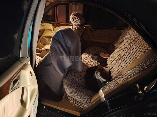 Mercedes E 230 1995, 835,642 km - 2.3 l - Bakı
