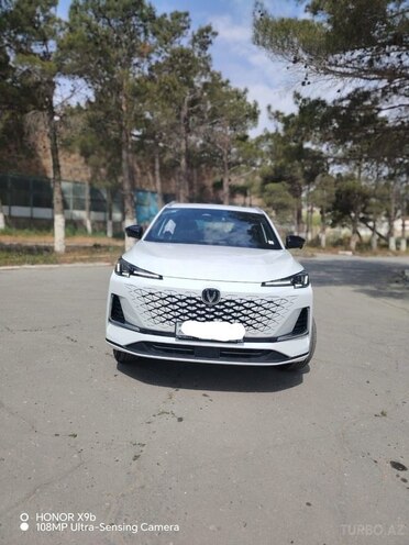 Changan CS 55 Plus 2025, 0 km - 1.5 л - Bakı