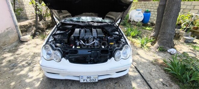 Mercedes C 32 AMG 2001, 350,456 km - 3.2 л - Bakı
