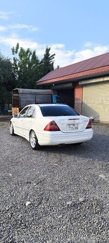 Mercedes C 32 AMG 2001, 350,456 km - 3.2 л - Bakı