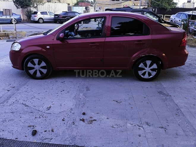 Chevrolet Aveo-3