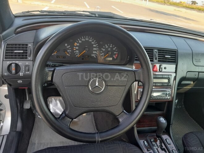 Mercedes C 200 1999, 264,000 km - 2.0 l - Bakı