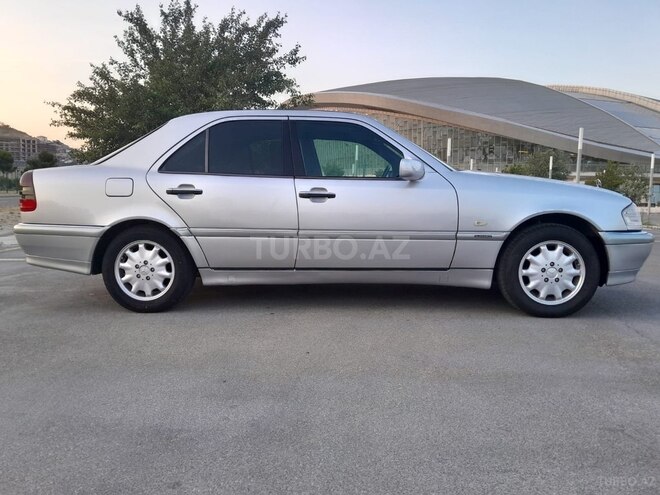 Mercedes C 200 1999, 264,000 km - 2.0 l - Bakı