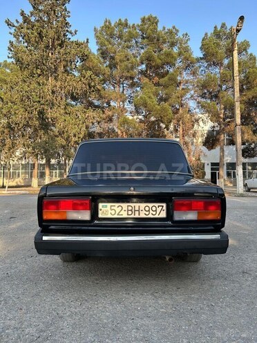 LADA (VAZ) 2107 2010, 80,000 km - 1.6 л - Salyan