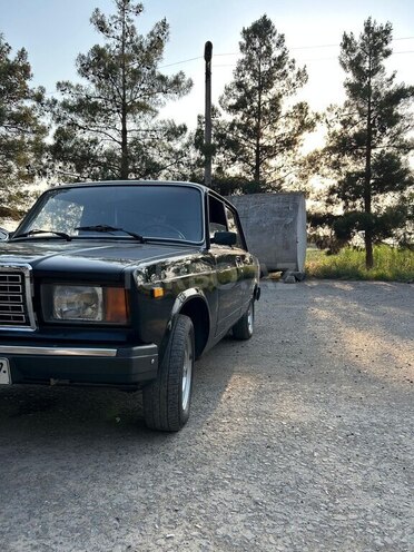 LADA (VAZ) 2107 2010, 80,000 km - 1.6 л - Salyan