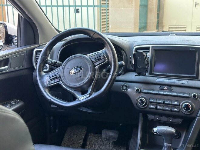 Kia Sportage 2017, 175,000 km - 1.7 l - Bakı