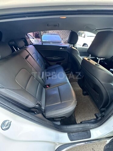 Kia Sportage 2017, 175,000 km - 1.7 l - Bakı