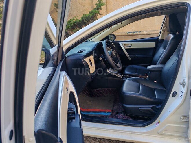 Toyota Corolla 2018, 44,200 km - 1.8 l - Bakı