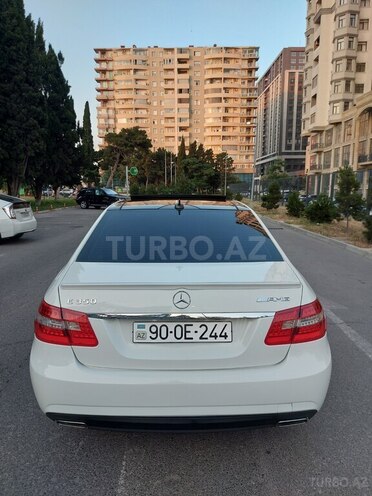 Mercedes E 350 2012, 240,000 km - 3.5 л - Bakı
