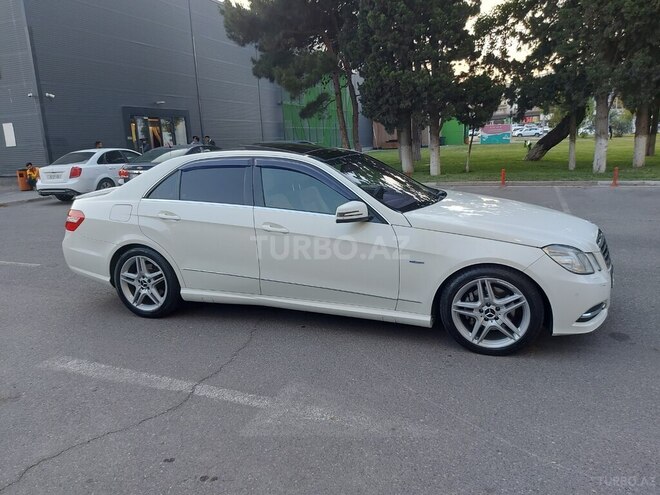 Mercedes E 350 2012, 240,000 km - 3.5 л - Bakı