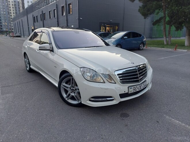 Mercedes E 350 2012, 240,000 km - 3.5 л - Bakı