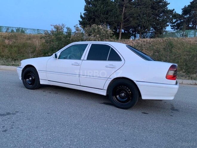 Mercedes C 230 1997, 354,000 km - 2.3 l - Bakı