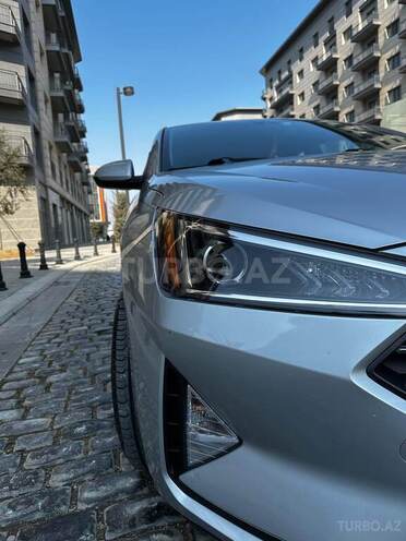 Hyundai Elantra 2018, 123,000 km - 2.0 l - Bakı