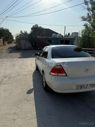 Nissan Sunny 2011, 200,000 km - 1.6 л - Bakı