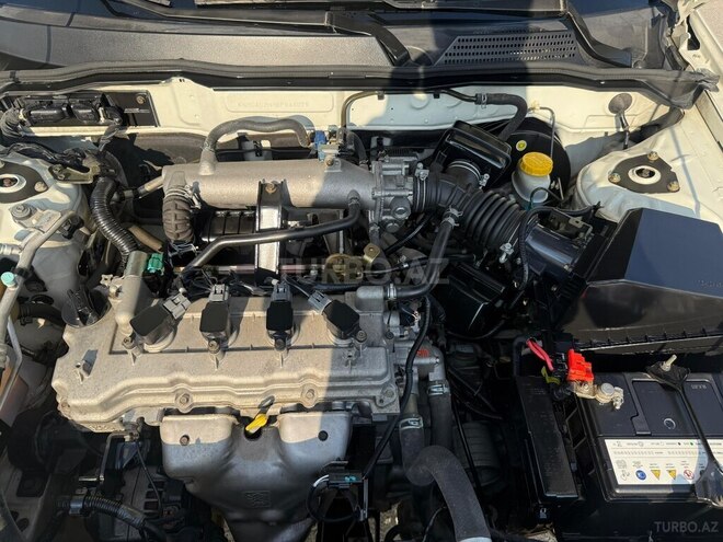 Nissan Sunny 2011, 200,000 km - 1.6 л - Bakı