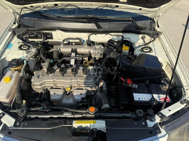 Nissan Sunny 2011, 200,000 km - 1.6 л - Bakı