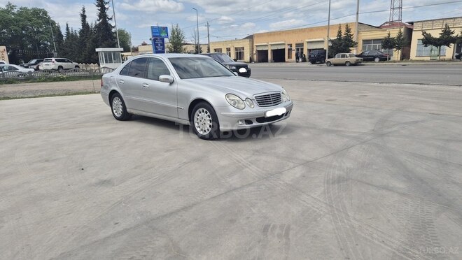 Mercedes E 240 2003, 357,148 km - 2.4 l - Sabirabad