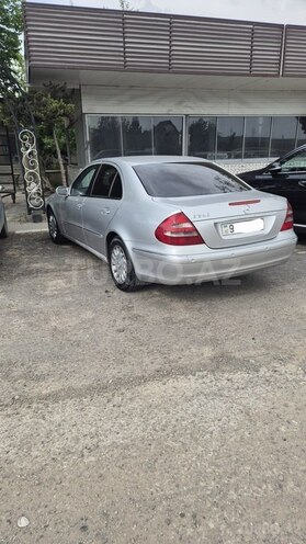 Mercedes E 240 2003, 357,148 km - 2.4 l - Sabirabad