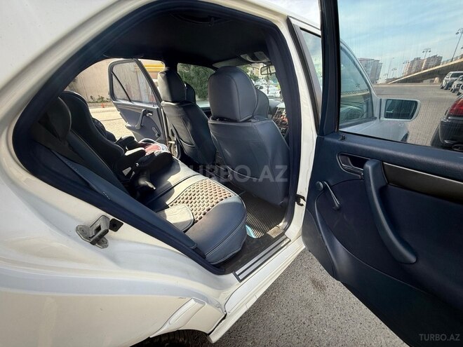 Mercedes C 200 2000, 355,000 km - 2.0 l - Bakı