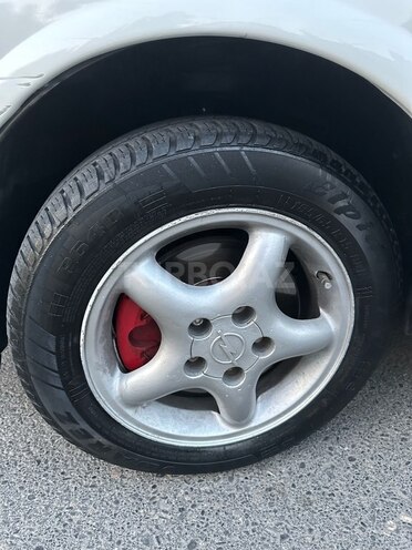 Opel Vectra 1997, 250,000 km - 2.0 л - Sumqayıt