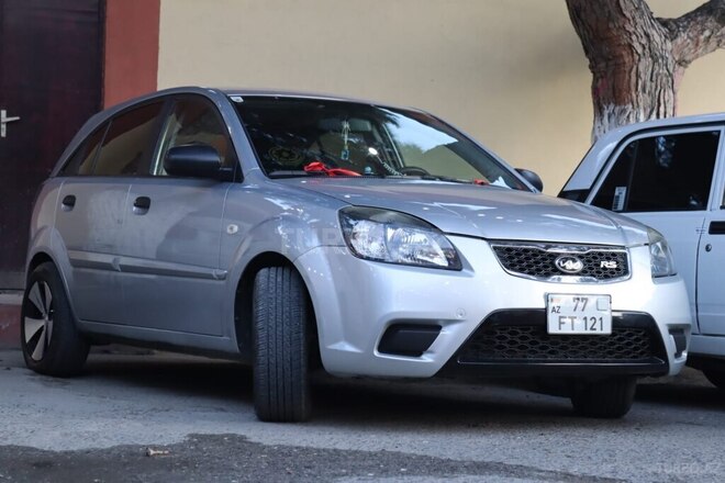 Kia Rio 2011, 165,000 km - 1.4 л - Bakı