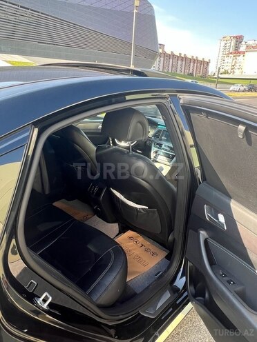 Hyundai Sonata-6