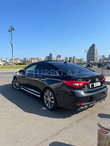 Hyundai Sonata-3