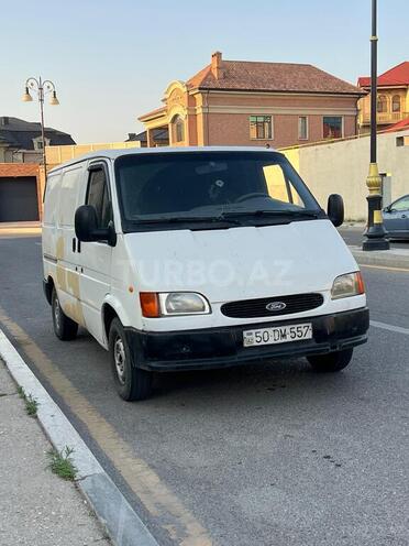 Ford Transit-5