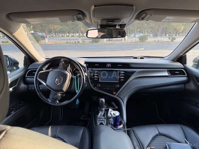 Toyota Camry-3