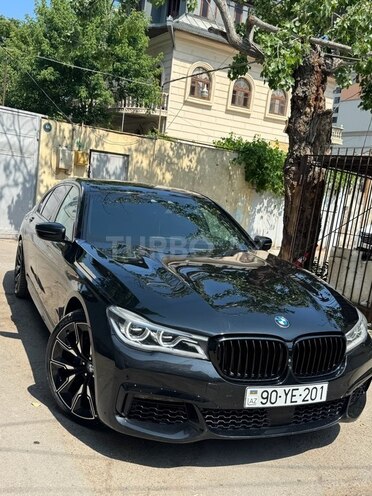 BMW 740 2016, 187,000 km - 3.0 л - Bakı
