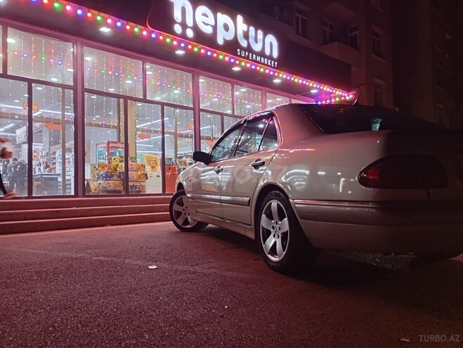 Mercedes E 240 1999, 370,000 km - 2.4 l - Bakı
