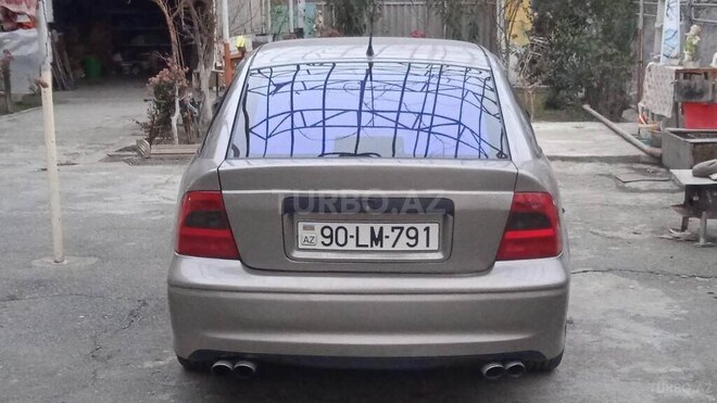 Opel Vectra 1999, 154,250 km - 1.6 l - Balakən