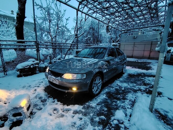 Opel Vectra 1999, 154,250 km - 1.6 l - Balakən