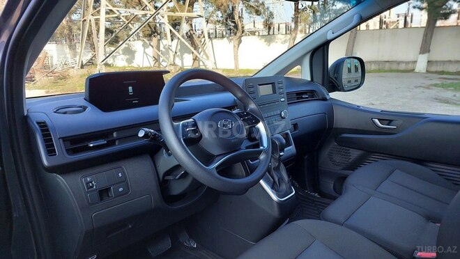 Hyundai Staria 2022, 18,000 km - 2.2 l - Bakı