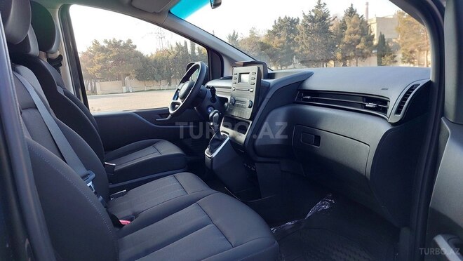 Hyundai Staria 2022, 18,000 km - 2.2 l - Bakı