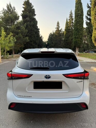 Toyota Highlander-7