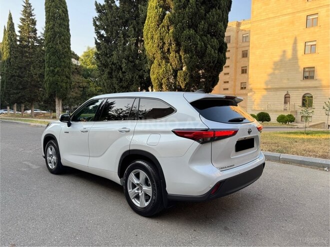 Toyota Highlander-5