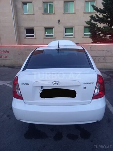 Hyundai Accent 2010, 285,685 km - 1.4 l - Bakı