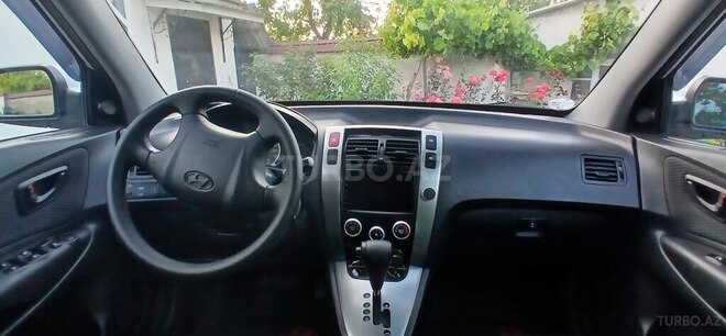 Hyundai Tucson 2008, 164,000 km - 2.0 l - Qusar