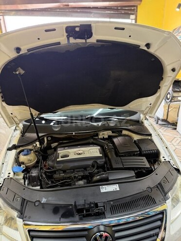 Volkswagen Passat 2008, 230,800 km - 1.8 l - Bakı