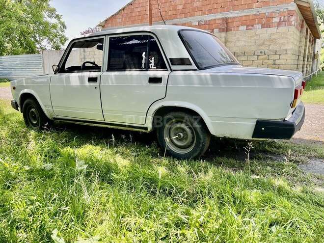LADA (VAZ) 2107 2009, 80,464 km - 1.6 l - Qax