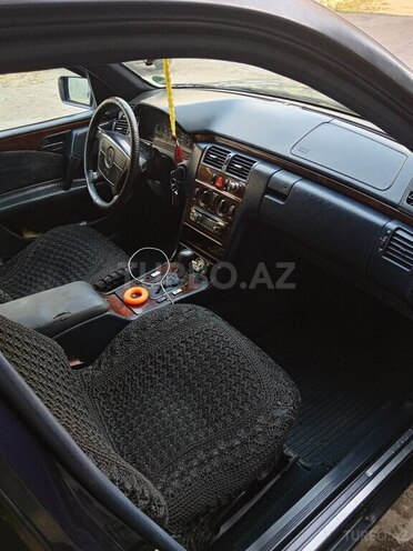 Mercedes E 230 1997, 630,000 km - 2.3 l - Bakı