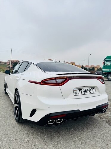 Kia Stinger-9