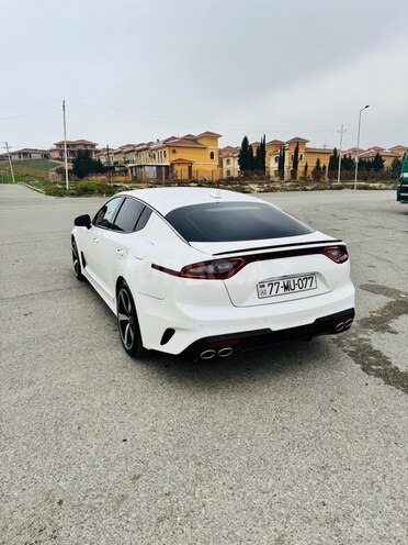 Kia Stinger-10
