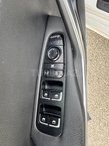 Kia Stinger-13