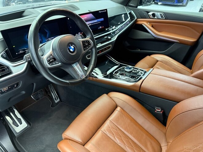 BMW X7-13