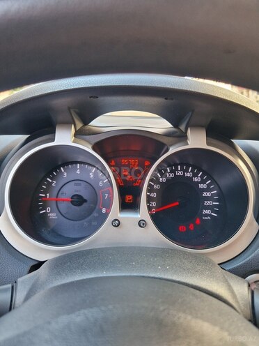Nissan Juke-9