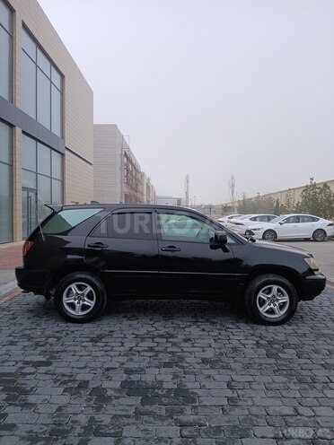 Lexus RX 300 2000, 240,000 km - 3.0 l - Bakı