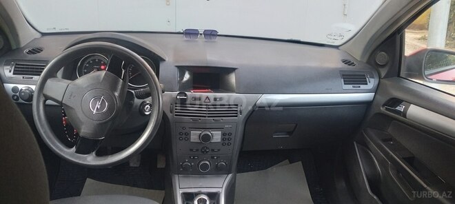 Opel Astra 2004, 302,000 km - 1.4 l - Gəncə