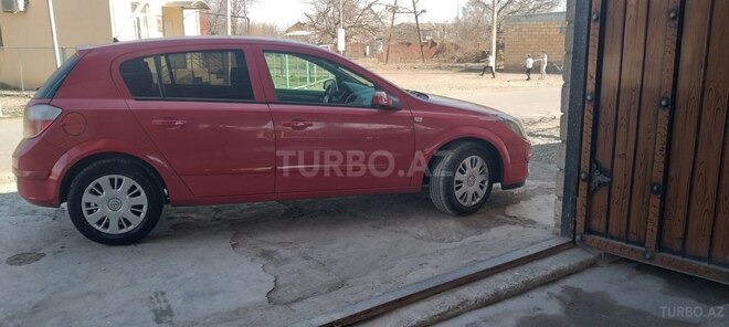Opel Astra 2004, 302,000 km - 1.4 l - Gəncə